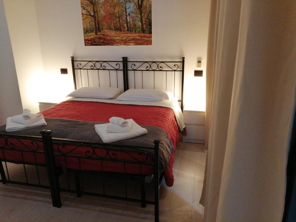 Hotel Dimora Santa Barbara Ferrara Zewnętrze zdjęcie