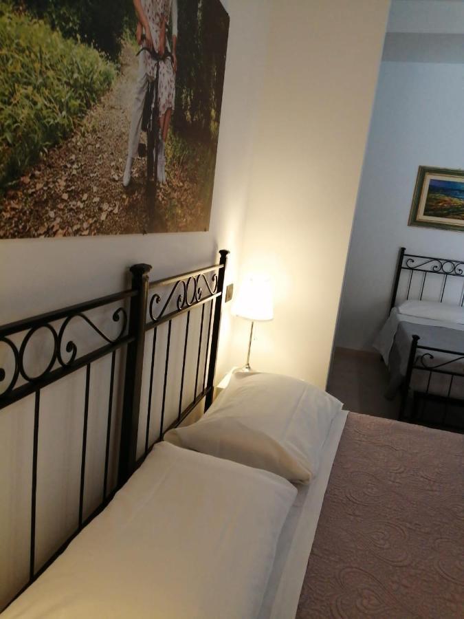 Hotel Dimora Santa Barbara Ferrara Zewnętrze zdjęcie